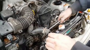 Как снять генератор на Suzuki Grand Vitara II