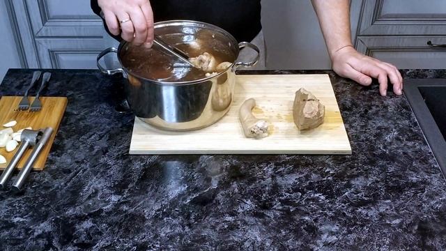 САМЫЙ ПРАВИЛЬНЫЙ и элементарный рецепт холодца. Без заморочек и сложностей. Заливное. Студень.