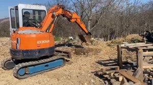 Видео мини-экскаватор гусеничный HITACHI EX30UR Хитачи, в России не эксплуатировался, дизельный