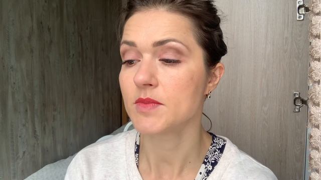 ТЕСТ: Антивозрастная губная помада Giordani Gold MasterCreation Спелый Ягодный 33393? на каждый ден смотреть онлайн