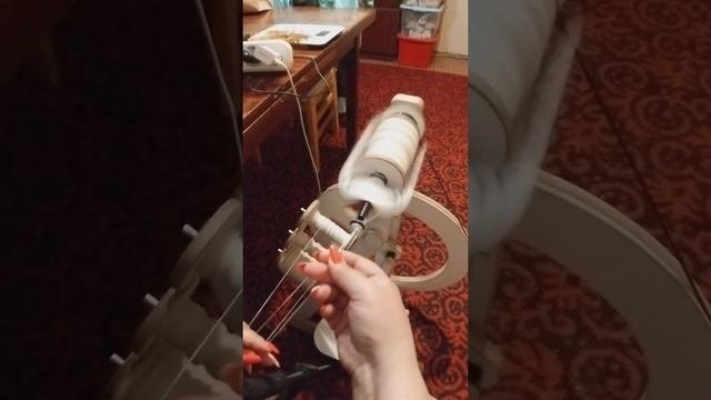 Ссучивание (скрутка) двух и более нитей в одну