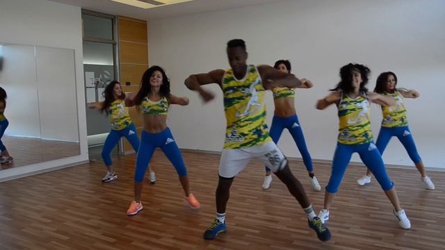 ISSO É HIT -Harmonia Do Samba by REVOLUTION SAMBAFIT смотреть онлайн