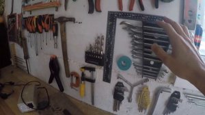 Как разместить инструменты на стене!