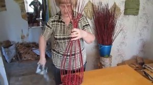 Плетение корзинки из прута