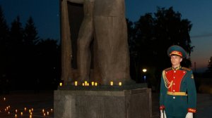 "ЭТИМ ЛЕТОМ В БАРНАУЛЕ"... (Фото Олега УКЛАДОВА (Барнаул), музыка - AUSTRALIS (США))