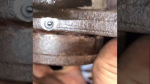 Тавотница в переднюю ступицу Ленд Ровер Дискавери 3 (часть 1)