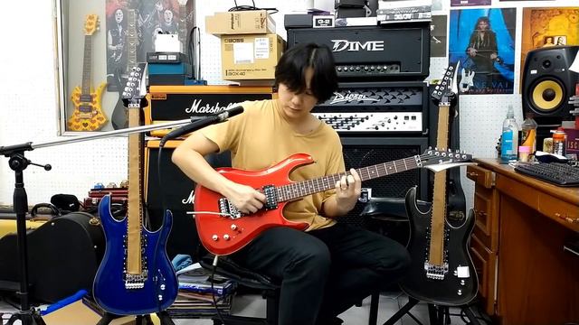 รีวิวกีตาร์ไฟฟ้าคันโยก Floyd Rose สุดคุ้ม PARAMOUNT SH-118R смотреть онлайн