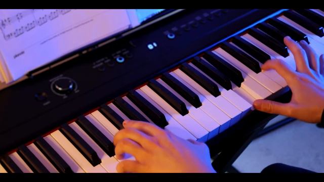 Amelie Comptine d'un autre ete) - Yann Tiersen | Piano Cover | Beginner to early Intermediate level смотреть онлайн