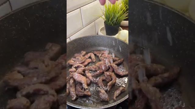 Вкуснейший бефстроганов за 15мин!!! #готовимдома #ужин #обед #люблюготовить #бефстроганов