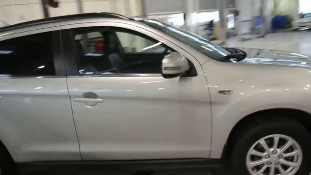 Mitsubishi ASX серебристый с пробегом