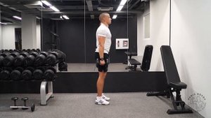 Подъемы гантелей перед собой одновременно прямым и обратным хватом