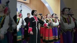 А ты играй гармонь