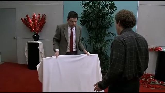 Мистер Бин 1997 похож на некоторых монтажников натяжных потолков смотреть онлайн