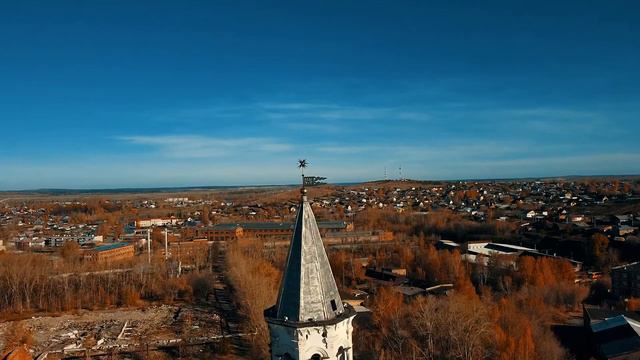 Невьянск, полёт над башней смотреть онлайн