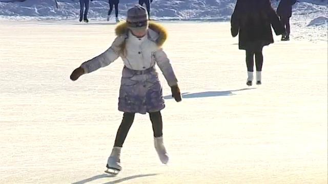 Места зимнего отдыха во Владивостоке продолжают принимать горожан смотреть онлайн