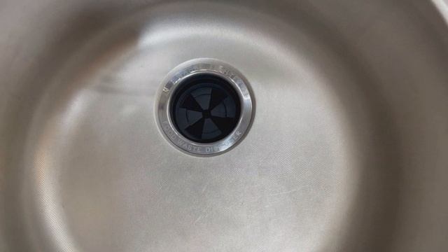 Безопасность измельчителей пищевых отходов WASTE FIGHTER. Измельчитель пищевых отходов.