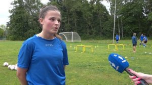 Коня на скаку остановят и мячик в ворота забьют