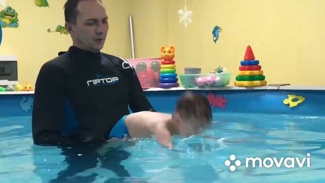 Год и два месяца смотреть онлайн