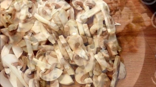 Вкусный салатик «Белый Бим, Черное Ухо» смотреть онлайн