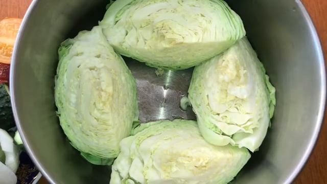 Обалденная закуска! Молодая малосольная капуста! смотреть онлайн