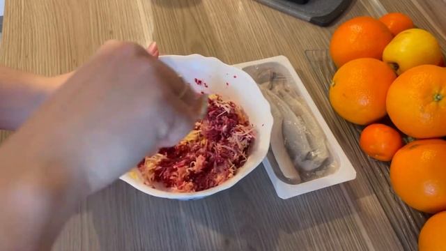 Свекольные шарики с сюрпризом Новогодняя закусочка смотреть онлайн