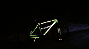 Светоотражающая пленка на велосипеде