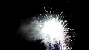 4 К.Футаж 🌟Салют со звуком и мелодией!!!🌟Праздничный Фейерверк. Звук Салюта. Праздничный Салют!!!🌟