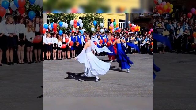 1 сентября ? День Знаний ?? Открытка на 1 сентября Школа ? Начало учебного года смотреть онлайн