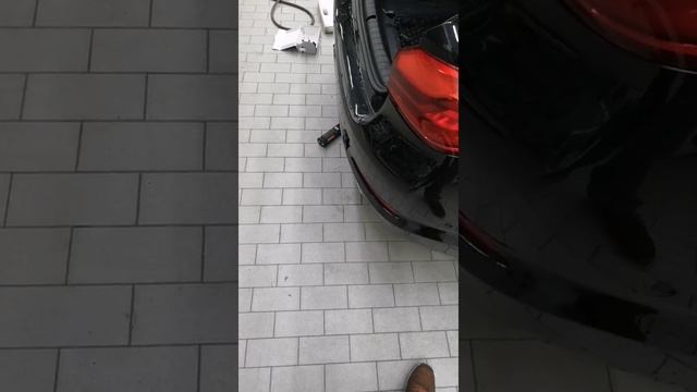BMW G30 снятие заднего бампера смотреть онлайн