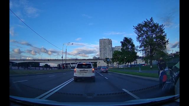 Ученики и мудаки, решала и быдло на дороге. Водители Москвы #2 смотреть онлайн