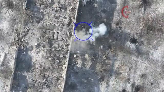 Бомбёжка позиций ВСУ оператором БПЛА смотреть онлайн