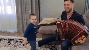 Сын Фирдуса Тямаева рвёт танцпол