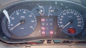 Приборка с тахометром на Renault Kangoo