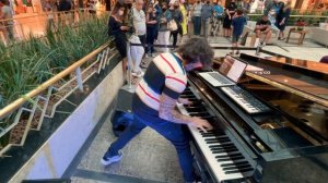 Nirvana Smells Like Teen Spirit (Piano Shopping Mall)