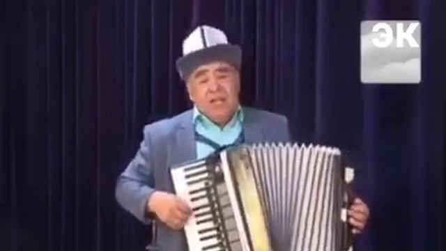 "Барында барктай билели"сөзү: Ж. Казыбаева. обону: М. Мавлянов.автордун аткаруусунда