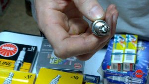 Свечи в японских автомобилях: маркировка свечей Denso, NGK