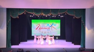 Якутский приветственный танец «Э5эрдэ ункуутэ»