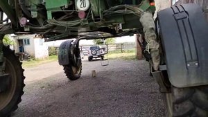 Самоходный опрыскиватель  JOHN DEERE 4730 экспресс-обзор от Михаила Рудеева