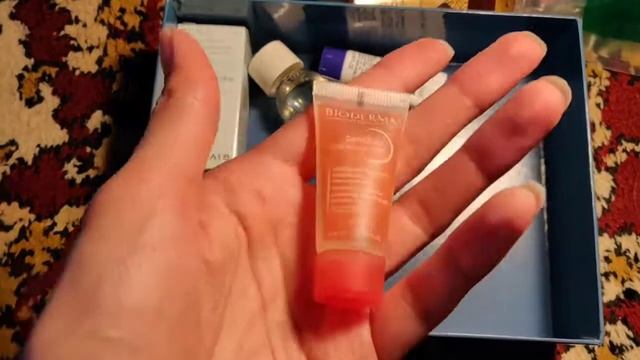 Распаковка Glambox/Гламбокс с журналом Гламур/Glamour Ида Галич смотреть онлайн