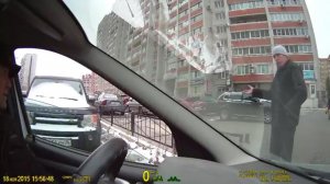 Воронеж. ГОРЯТ МАШИНЫ. ПОБОРЫ ОХРАНЫ В НАГЛУЮ И ЗАХВАТ ПАРКОВКИ ДЛЯ ИЗБРАННЫХ. БЕЗДЕЙСТВИЕ ПОЛИЦИИ.