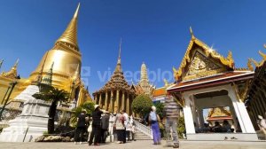 wat phra kaew the temple of the emerald buddha and the grand palace in bang  y06hy37h  WL