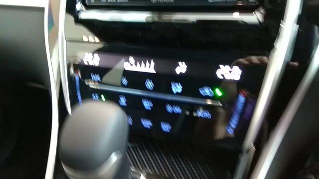 Fiddling with harrier turbo interior. смотреть онлайн