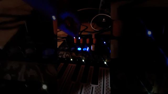 Volca Kick doing a synth line INER6 Bits смотреть онлайн