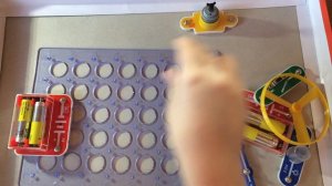 Электронный конструктор "Знаток" схема "Последовательное соединение лампы и вентилятора"