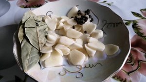 Солим волнушки.