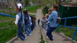 Районы-кварталы. Клип на песню гр. ЗВЕРИ. Детская концертная студия "Школа" г. Владивосток