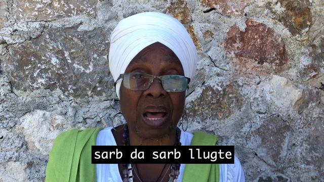 CHATTR CHAKKR VARTI (Las ultimas 4 lineas del Jaap Sahib) Maestra Krishna Kaur смотреть онлайн