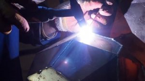 Сварка в среде аргона.Полигональные фигуры из металла.