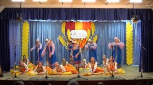 танец "Русское поле"