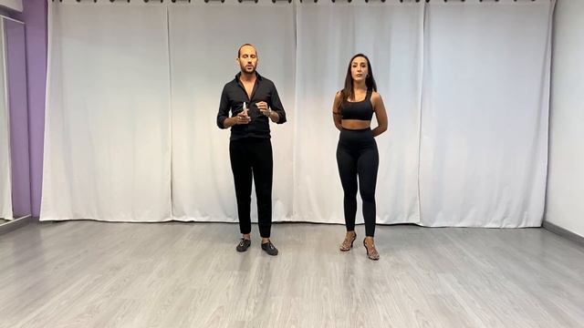 BACHATA CLASS Lezione Base completa смотреть онлайн